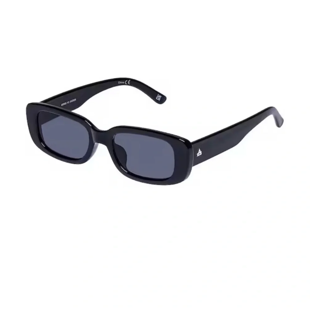 AIRE/Revolve Ceres‎ V2 Sunglasses in Black